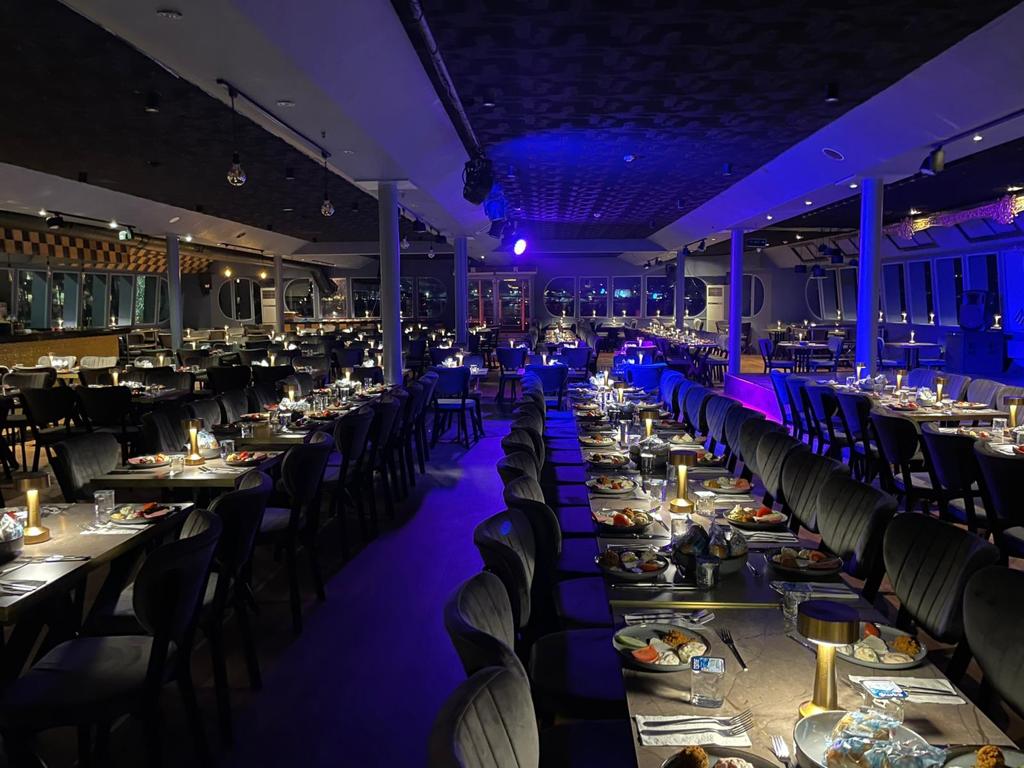 CRAZY SALE - PRIVATE TABLE BOSPHORUS DINNER CRUISE (NON ALCOHOL) - INCLUDING PICK UP & DROP OFF