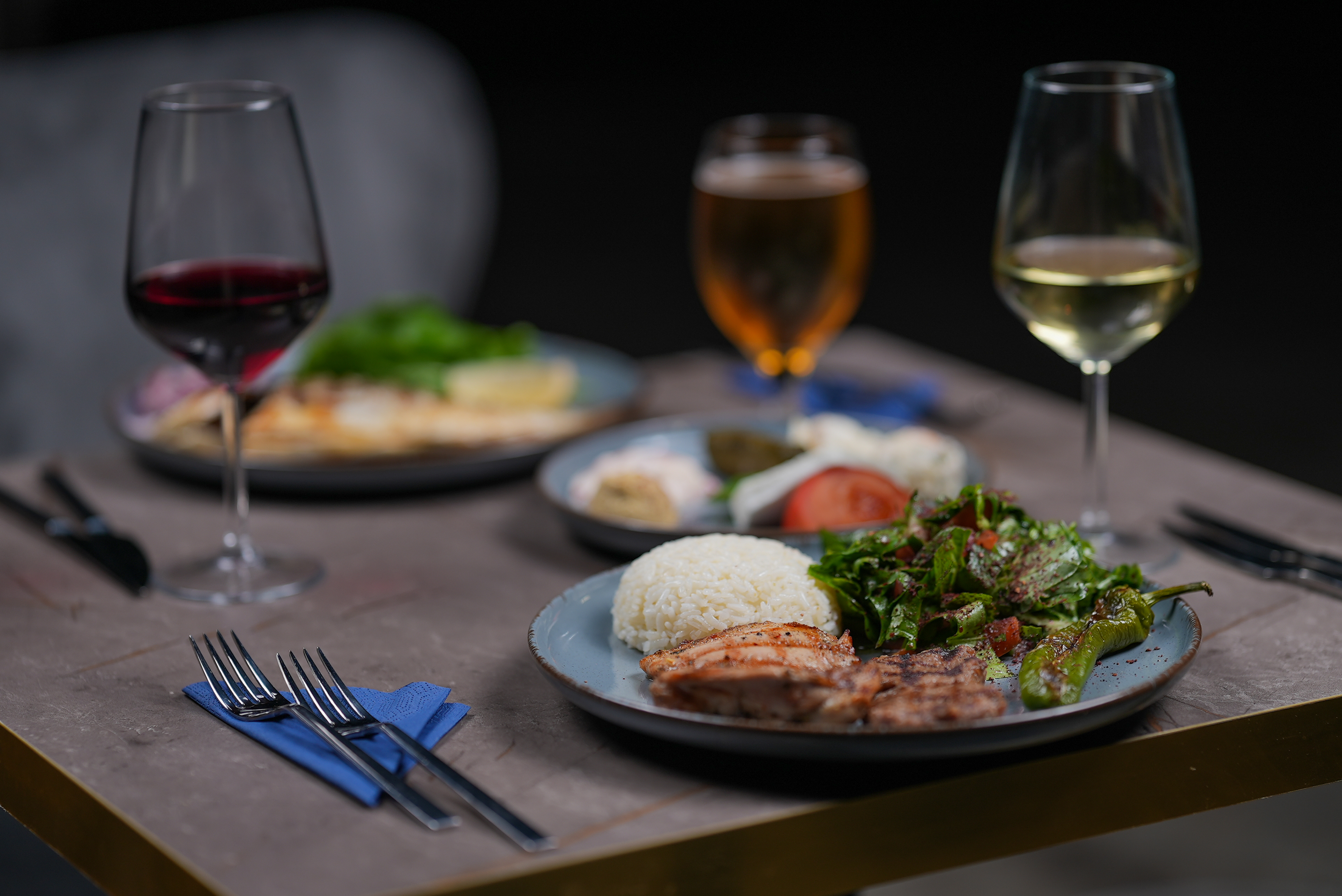 CRAZY SALE - PRIVATE CLOSE TO STAGE TABLE (NON ALCOHOL) - NO PICKUP DROP OFF - SELF COMING